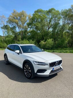 Volvo V60 Cross Country 140 kw - 2