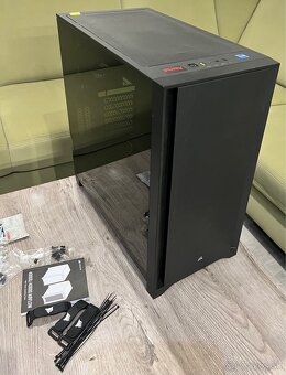 Mid-Tower PC Case 4000D Corsair - 2