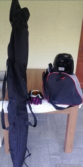 Lyže, lyziarky, palice, okuliare, prilba, vaky - 2