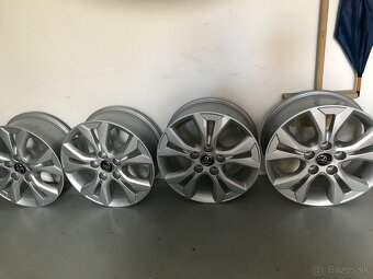 Yaris Cross r16 ( Toyota ) nový komplet - 2