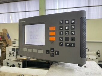 Sústruh hrotový TRENS SN 710 S - 2