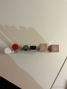 Sada produktov na pery - 2