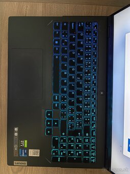 LENOVO Legion Pro 5 16IRX8 - 2