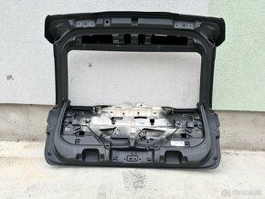 volvo XC60-XC40 zadna kapota - 2