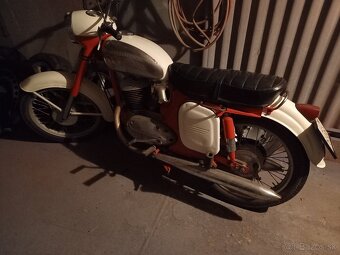 Jawa 250 - 2