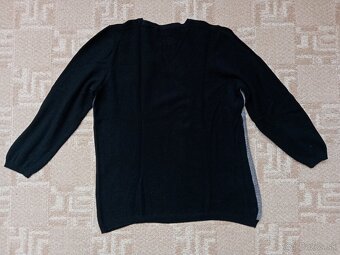 Sivočierny sveter - 2