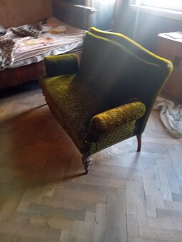 starožitný gauč - 2