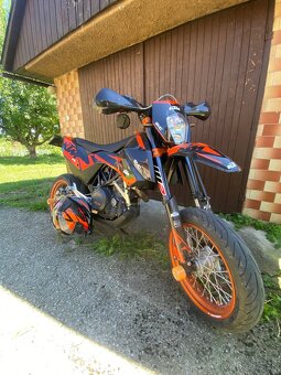 KTM 690 SMC R - 2