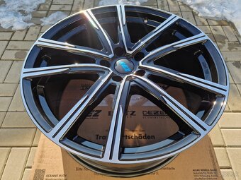 AEZ Montreal 8,5x20 5x112 black polished - 2