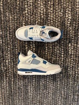 JORDAN 4 "MILITARY BLUE" - 2
