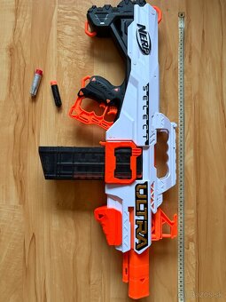 2x Nerf 1xpistol na gulicky nabité - 2