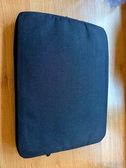 Tomtoc čierne púzdro na notebook - 2