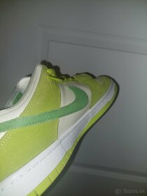 Nike SB dunk Sour Apple - 2