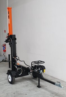 Štiepačka dreva na predaj, 14T a 20T, AKCIA - 2