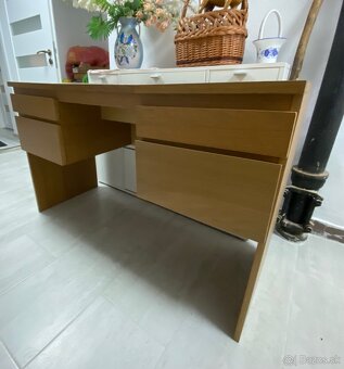 REZERVOVANE//Písací / kozmetický stôl IKEA - 2