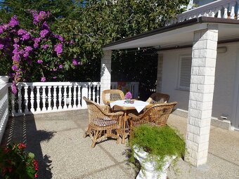 CHORVÁTSKO - Apartmánový dom s 5 apartmánmi - DRAGE, Pakošta - 2
