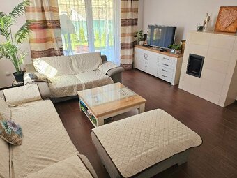 RODINNÝ DOM - PODLUŽANY - 4 IZBOVÝ -148 M2 NA POZEMKU 1049 M - 2