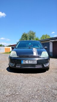 Ford Fiesta mk5 (2005) 1.3 benzín 51kw - 2