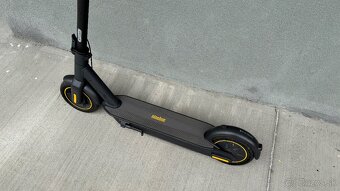 Segway Ninebot MAX G30 - 2