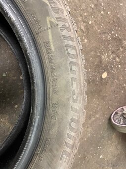 Predám zimne gumy 205/55r16 - 2