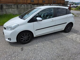 Toyota Yaris 1.3 MT6 (99 koní) benzín štvorvalec - 2