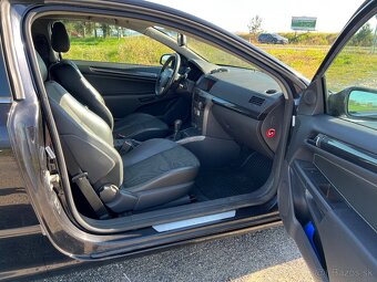 Opel Astra GTC 1.7 CDTI Cosmo M6 - 2