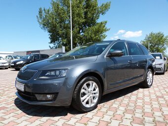 Škoda Octavia Combi 2.0 TDI Elegance/Style DSG - 2