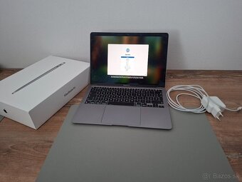 Predám MacBook Air 13 palcový-Apple M1 - 2