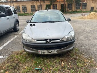 Peugeot 206 1.1 (vhodné na diely) - 2