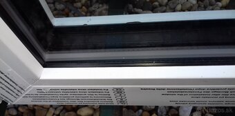 Predám balkonové dvere180x207 dvojdielne,dvojkridlo.trojsklo - 2