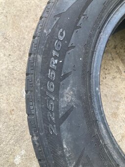 Zimné gumy 225/65 R16c - 2