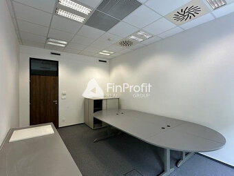 Kancelária v budove OMNIPOLIS na prenájom - 20,15 m2, ul. Tr - 2