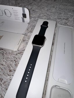 Apple Watch 7 45mm 86% zdravie batérie - 2
