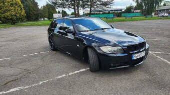 BMW 330D  E91 2006 - 2
