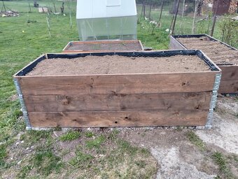 Paletové ohrádky, vyvysene zahony - 2