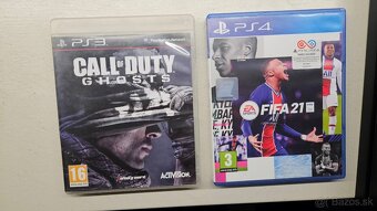 Sony Playstation 4 Pro 1TB + joypad a hra - 2