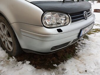 Predám predný a zadní nárazník golf 4 variant - 2