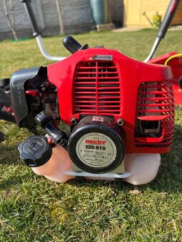 Krovinorez HECHT 135BTS - 2