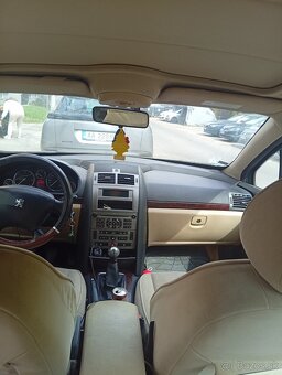 Peugeot 407 - 2