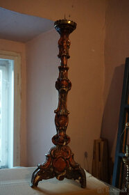 Dreveny barokovy svietnik 18.stor - 2