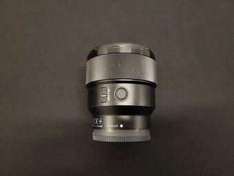 Sony FE 85mm f/1.8 - 2