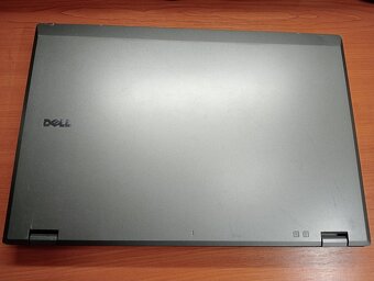 predám notebook DELL LATITUDE E5510 , WINDOWS 7. - 2