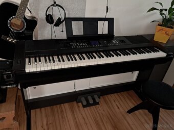 Yamaha DGX 650 - 2