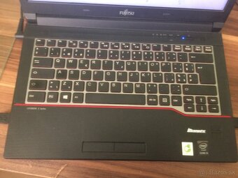 Predám Fujitsu Lifebook E 544 series - 2