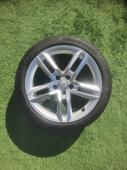 Audi elektróny original 5x112 R18 - 2