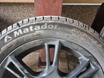 Elektróny + gumy - 2