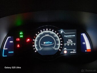 Hyundai KONA electric 150 Premium+ 64kWh tep.cerpadlom - 2