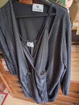 Predam novy damsky kostym Paparaci.. - 2