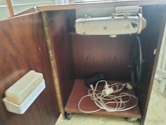 Predám šijací stroj - 2