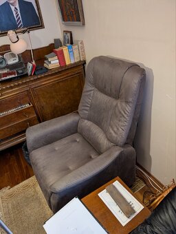 Elektrické polohovateľné kreslo v záruke - 2